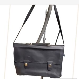 Black Leather turnkey briefcase NEW‎